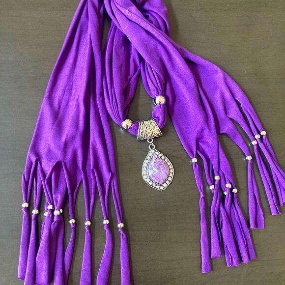 NWOT Purple Stone Scarf Wrap Accessory - Picture 1 of 4